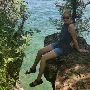 Meet your Posher, Jenna